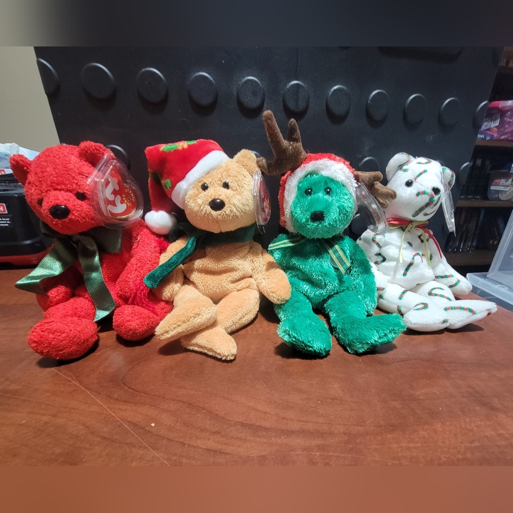 4 Christmas TY Beanie Baby Bundle NWT